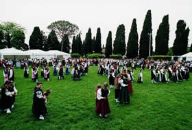 Agora Aquileia - folk dance - Credit - APT Friuli Venezia Giulia
