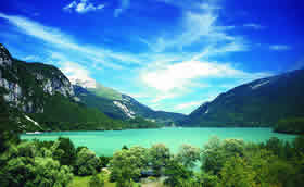 Molveno lake - Credit - APT Dolomiti di Brenta - Altopiano della Paganella