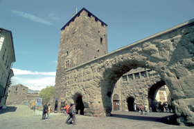 Pretoria gate, aosta valley - Credit - Fototeca ENIT - Vito Arcomano